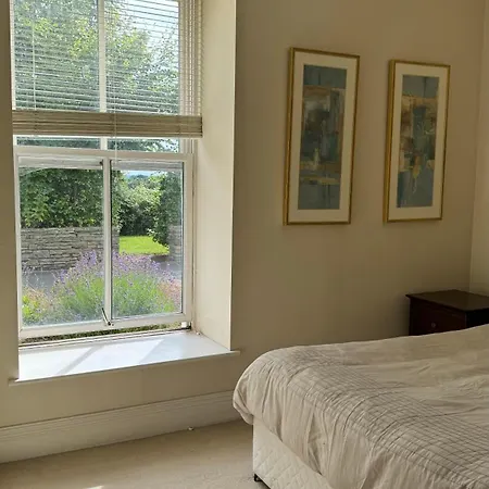 With Private Bathroom Near The Center Cork